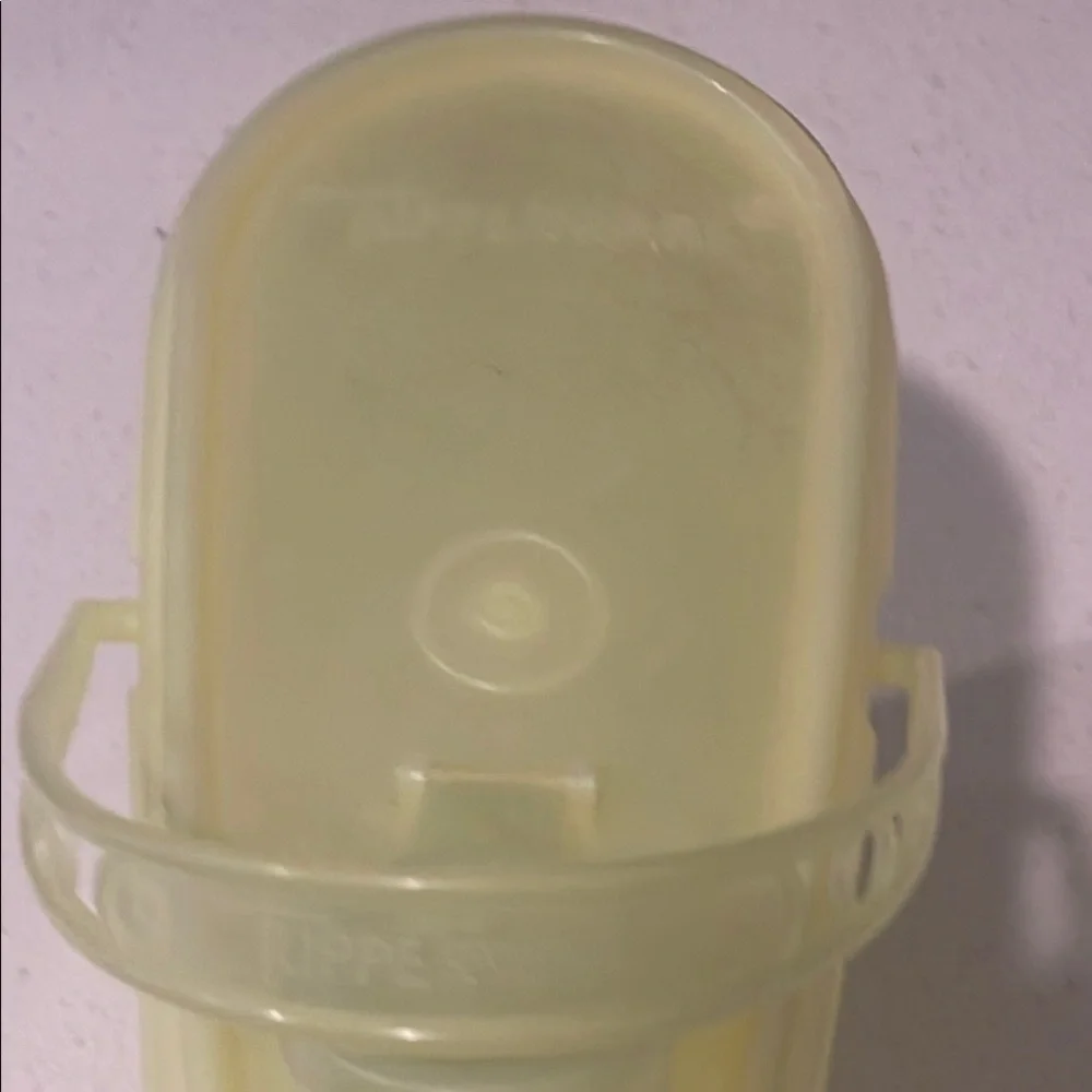 Tupperware Yellow Food Storage Container - Picture 2 of 2